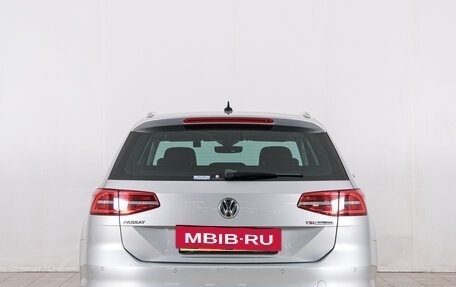 Volkswagen Passat B8 рестайлинг, 2015 год, 1 499 000 рублей, 6 фотография