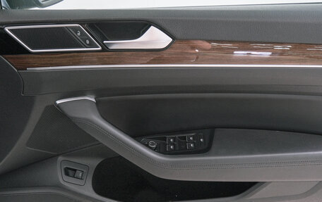 Volkswagen Passat B8 рестайлинг, 2015 год, 1 499 000 рублей, 19 фотография