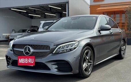 Mercedes-Benz C-Класс, 2018 год, 1 800 000 рублей, 3 фотография