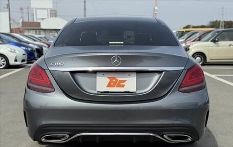 Mercedes-Benz C-Класс, 2018 год, 1 800 000 рублей, 14 фотография