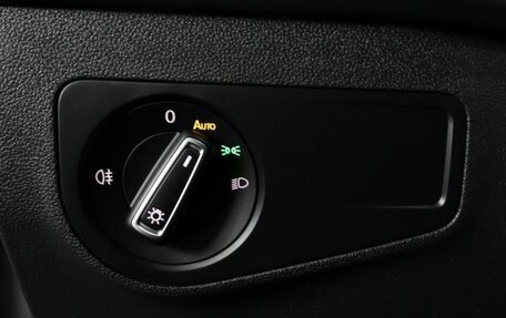 Volkswagen Tiguan II, 2020 год, 3 270 000 рублей, 11 фотография