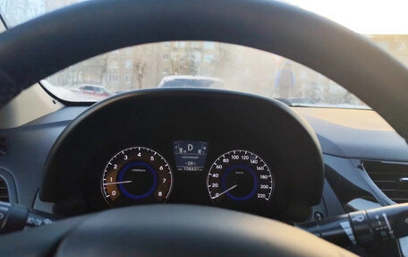 Hyundai Solaris II рестайлинг, 2013 год, 1 000 000 рублей, 5 фотография