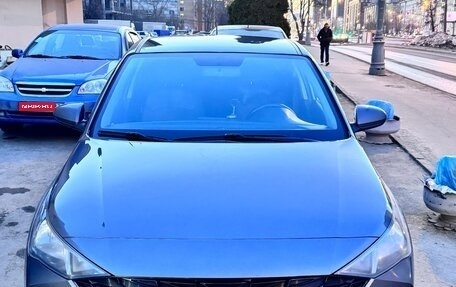 Hyundai Solaris II рестайлинг, 2021 год, 1 430 000 рублей, 1 фотография