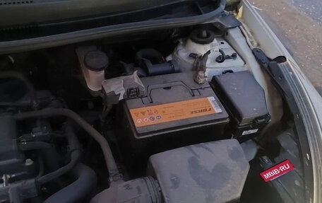 Hyundai Solaris II рестайлинг, 2013 год, 1 000 000 рублей, 16 фотография