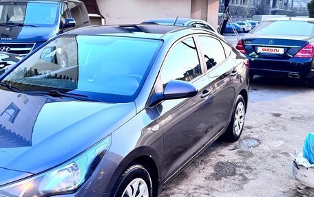 Hyundai Solaris II рестайлинг, 2021 год, 1 430 000 рублей, 2 фотография