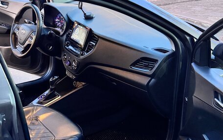 Hyundai Solaris II рестайлинг, 2021 год, 1 430 000 рублей, 5 фотография