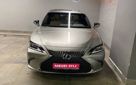 Lexus ES VII, 2021 год, 4 800 000 рублей, 1 фотография