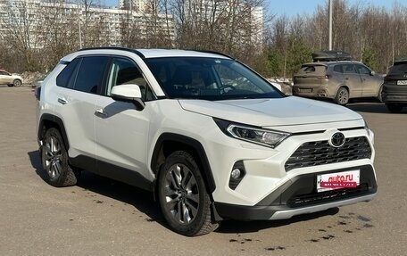 Toyota RAV4, 2020 год, 3 150 000 рублей, 1 фотография