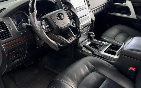 Toyota Land Cruiser 200, 2016 год, 6 000 000 рублей, 9 фотография