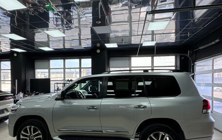 Toyota Land Cruiser 200, 2016 год, 6 000 000 рублей, 6 фотография