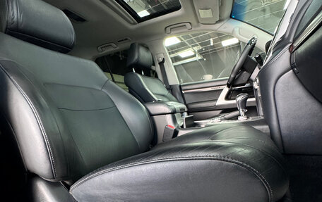 Toyota Land Cruiser 200, 2016 год, 6 000 000 рублей, 18 фотография