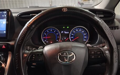 Toyota Wish II, 2014 год, 1 670 000 рублей, 12 фотография