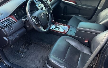 Toyota Camry, 2011 год, 1 370 000 рублей, 12 фотография