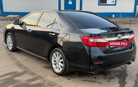Toyota Camry, 2011 год, 1 370 000 рублей, 6 фотография