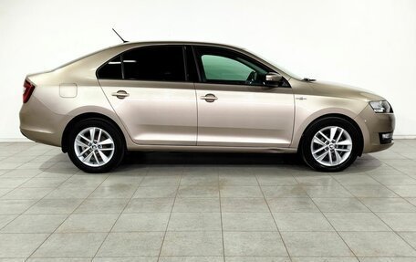 Skoda Rapid I, 2018 год, 1 300 000 рублей, 3 фотография