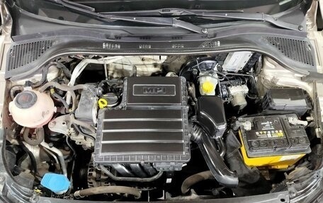 Skoda Rapid I, 2018 год, 1 300 000 рублей, 9 фотография