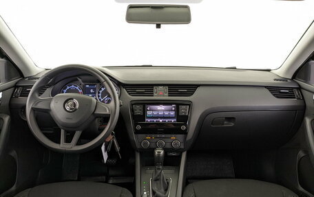 Skoda Octavia, 2019 год, 1 910 000 рублей, 14 фотография