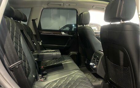 Volkswagen Touareg III, 2017 год, 2 749 000 рублей, 8 фотография