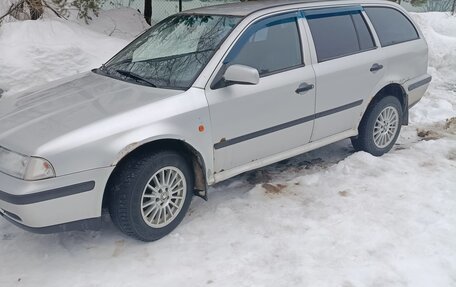 Skoda Octavia IV, 2000 год, 300 000 рублей, 2 фотография