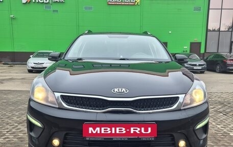 KIA Rio IV, 2018 год, 1 630 000 рублей, 2 фотография