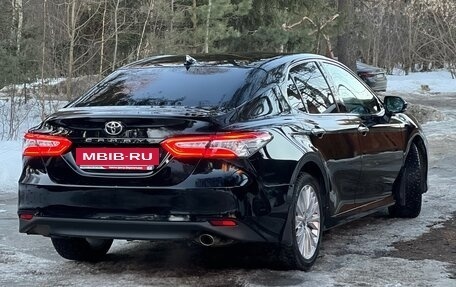 Toyota Camry, 2021 год, 3 300 000 рублей, 4 фотография