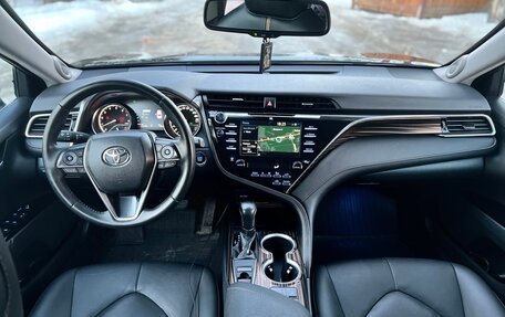 Toyota Camry, 2021 год, 3 300 000 рублей, 8 фотография