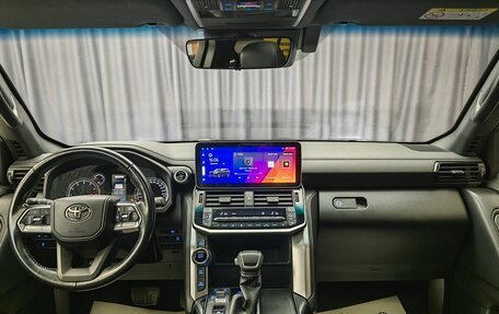 Toyota Land Cruiser, 2022 год, 8 990 000 рублей, 15 фотография