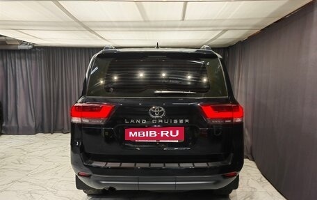 Toyota Land Cruiser, 2022 год, 8 990 000 рублей, 8 фотография