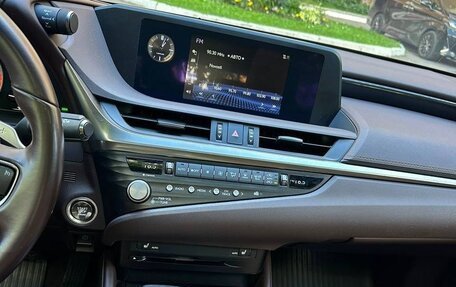 Lexus ES VII, 2021 год, 4 800 000 рублей, 6 фотография