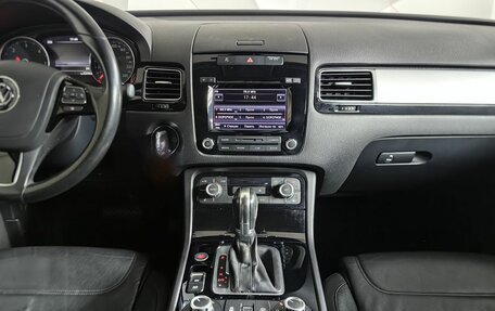 Volkswagen Touareg III, 2013 год, 2 043 000 рублей, 15 фотография