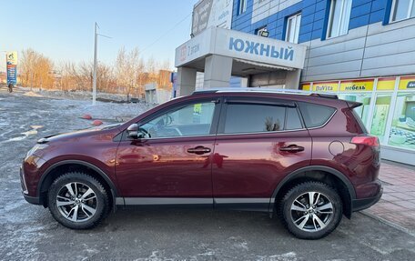 Toyota RAV4, 2018 год, 2 690 000 рублей, 7 фотография