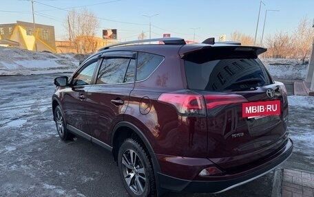 Toyota RAV4, 2018 год, 2 690 000 рублей, 6 фотография