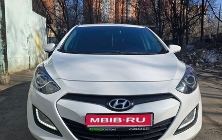 Hyundai i30 II рестайлинг, 2014 год, 1 000 000 рублей, 1 фотография