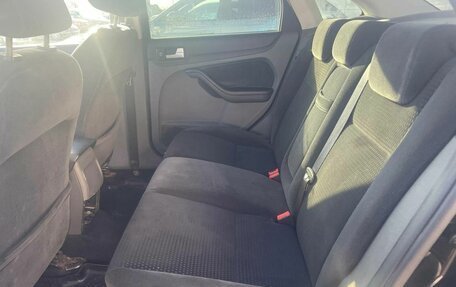 Ford Focus II рестайлинг, 2005 год, 398 000 рублей, 15 фотография