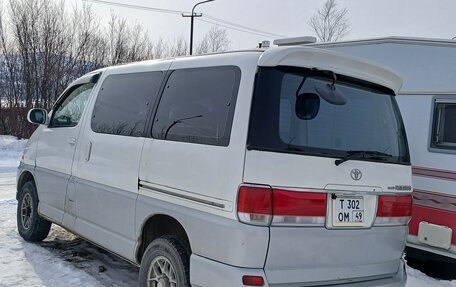 Toyota HiAce H100, 1999 год, 750 000 рублей, 3 фотография