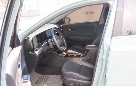 Hyundai Kona, 2023 год, 2 604 000 рублей, 11 фотография