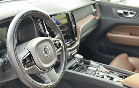 Volvo XC60 II, 2020 год, 4 300 000 рублей, 11 фотография