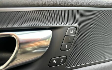 Volvo XC60 II, 2020 год, 4 300 000 рублей, 8 фотография