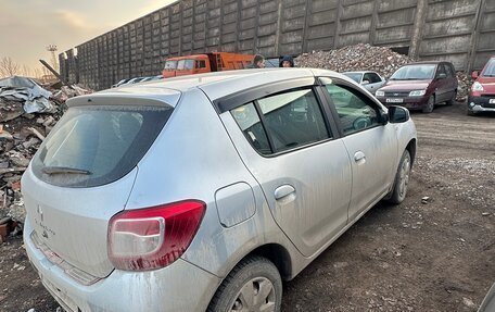 Renault Sandero II рестайлинг, 2014 год, 580 000 рублей, 4 фотография