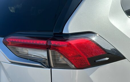 Toyota RAV4, 2020 год, 3 150 000 рублей, 12 фотография