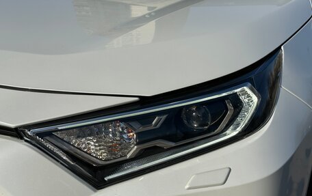 Toyota RAV4, 2020 год, 3 150 000 рублей, 9 фотография