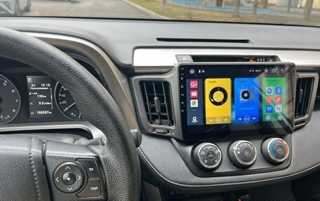 Toyota RAV4, 2017 год, 1 765 000 рублей, 4 фотография