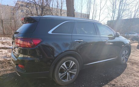 KIA Sorento III Prime рестайлинг, 2018 год, 2 600 000 рублей, 3 фотография