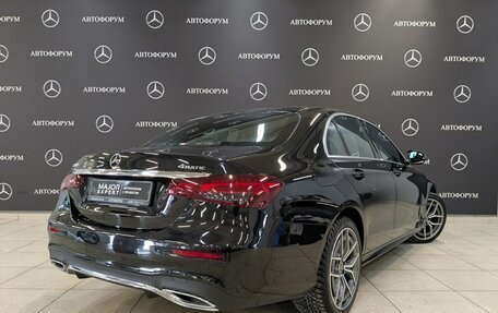 Mercedes-Benz E-Класс, 2021 год, 4 695 000 рублей, 5 фотография