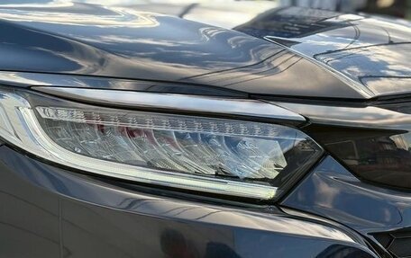 Honda Vezel, 2018 год, 1 380 001 рублей, 18 фотография