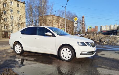 Skoda Octavia, 2017 год, 1 360 000 рублей, 5 фотография