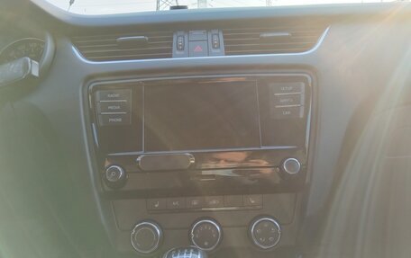 Skoda Octavia, 2017 год, 1 360 000 рублей, 19 фотография