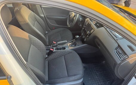 Skoda Octavia, 2017 год, 499 000 рублей, 8 фотография