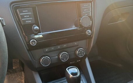 Skoda Octavia, 2017 год, 499 000 рублей, 7 фотография