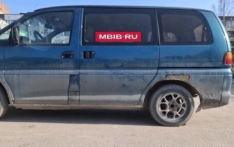 Mitsubishi Space Gear I рестайлинг, 1997 год, 180 000 рублей, 2 фотография